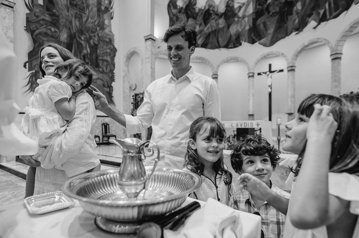 Ideias para Batizado Infantil, Como Organizar um Batizado Infantil, Vestidos de Batizado para meninas, Lembrancinhas de Batizado, Batizado na Igreja, Convites para Batizado, Decoração de Batizado, greja de Nossa Senhora do Perpétuo Socorro