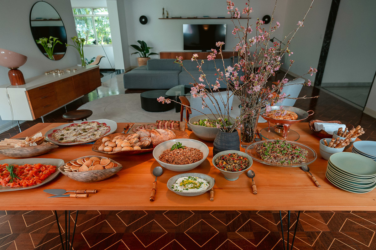 Cardápio para Brunch de Batizado, Ideias de Cardápio para Brunch, Recepção de Batizado em Casa, Dicas para Organizar um Brunch, empresas de Brunch, Organização Batizado Infantil, Vestidos de Batizado para meninas, Lembrancinhas de Batizado