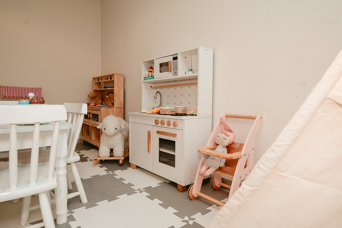 brinquedos de madeira para festinhas, locação de brinquedos de madeira, cozinha de madeira para festinhas, cabanas e brincadeiras para locação