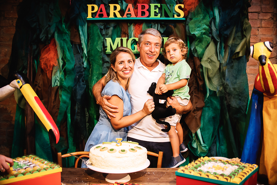 Aniversario infantil no pia fraus. Espaço rustico, com brincadeiras e atividades para crianças. Festas infantis com decoração rustica. Fotos por pamela mota