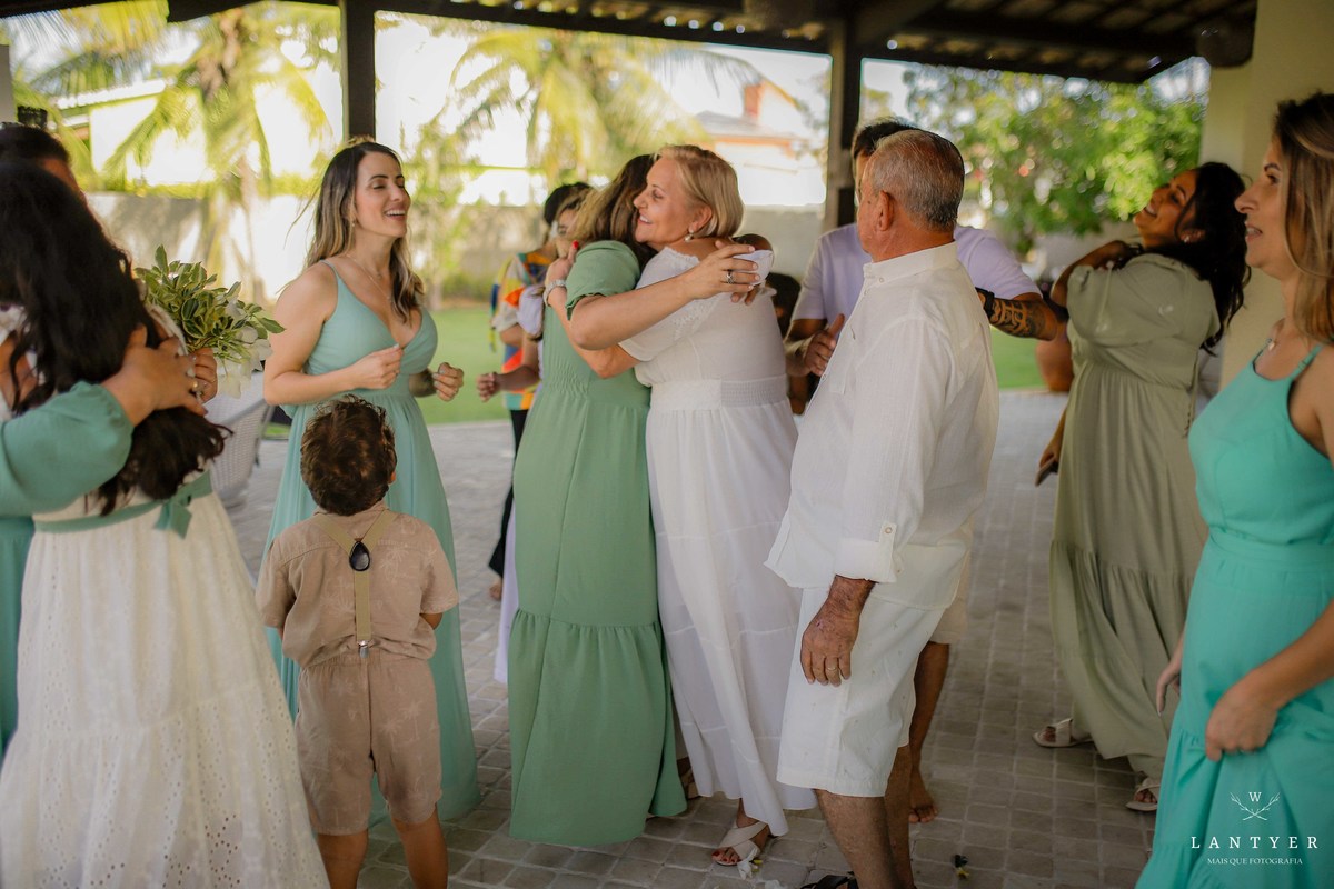 Bodas de Ouro na Praia de Guarajuba-Ba, Praia do Forte Bahia, Casamento no Castelo Garcia Davila, Waldyr Lantyer, Foto da Hora Praia do Forte, Boadas de Ouro Vó e Vô, Ensaio de Família, Salvador, Iberostar, Tivoli, Casamento, Wedding