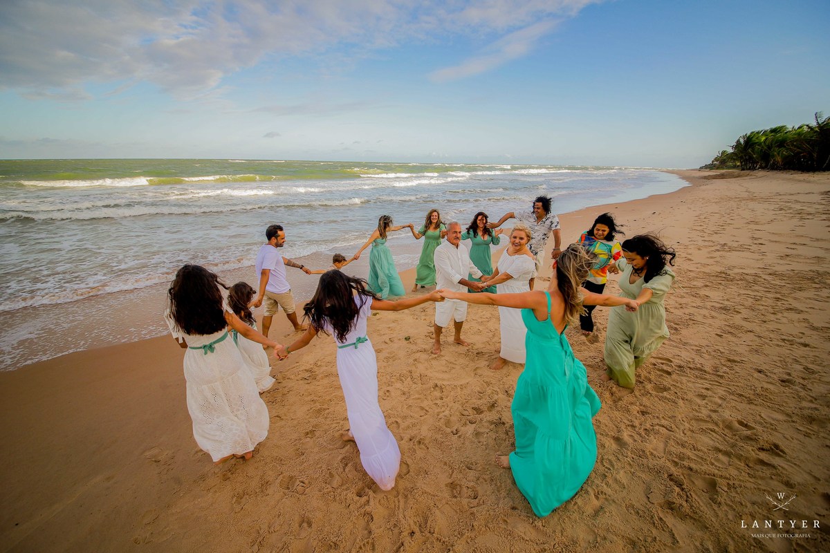 Bodas de Ouro na Praia de Guarajuba-Ba, Praia do Forte Bahia, Casamento no Castelo Garcia Davila, Waldyr Lantyer, Foto da Hora Praia do Forte, Boadas de Ouro Vó e Vô, Ensaio de Família, Salvador, Iberostar, Tivoli, Casamento, Wedding