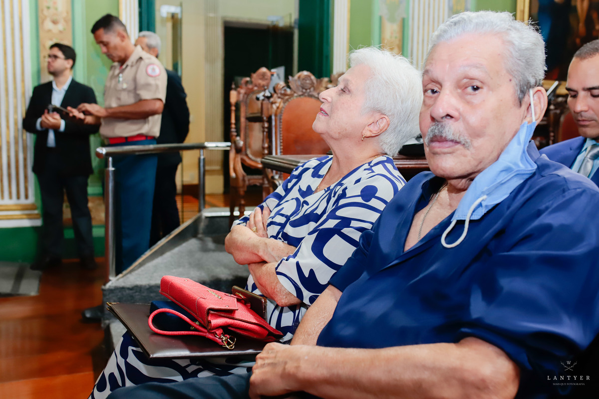 Tenente Coronel Manfredo recebe a Medalha Thomé de Souza em Salvador-Ba
Fotografo em Salvador
Fotógrafo Salvador
Onde casar em Salvador
Vereador de Salvador
Enchentes no sul da Bahia
Waldyr Lantyer
Praia do Forte Bahia
Foto da Hora Praia do Forte