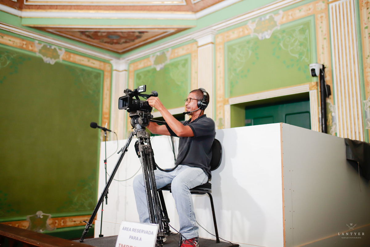 Tenente Coronel Manfredo recebe a Medalha Thomé de Souza em Salvador-Ba
Fotografo em Salvador
Fotógrafo Salvador
Onde casar em Salvador
Vereador de Salvador
Enchentes no sul da Bahia
Waldyr Lantyer
Praia do Forte Bahia
Foto da Hora Praia do Forte