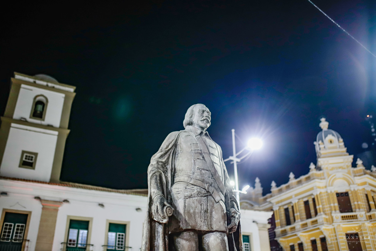 Tenente Coronel Manfredo recebe a Medalha Thomé de Souza em Salvador-Ba
Fotografo em Salvador
Fotógrafo Salvador
Onde casar em Salvador
Vereador de Salvador
Enchentes no sul da Bahia
Waldyr Lantyer
Praia do Forte Bahia
Foto da Hora Praia do Forte