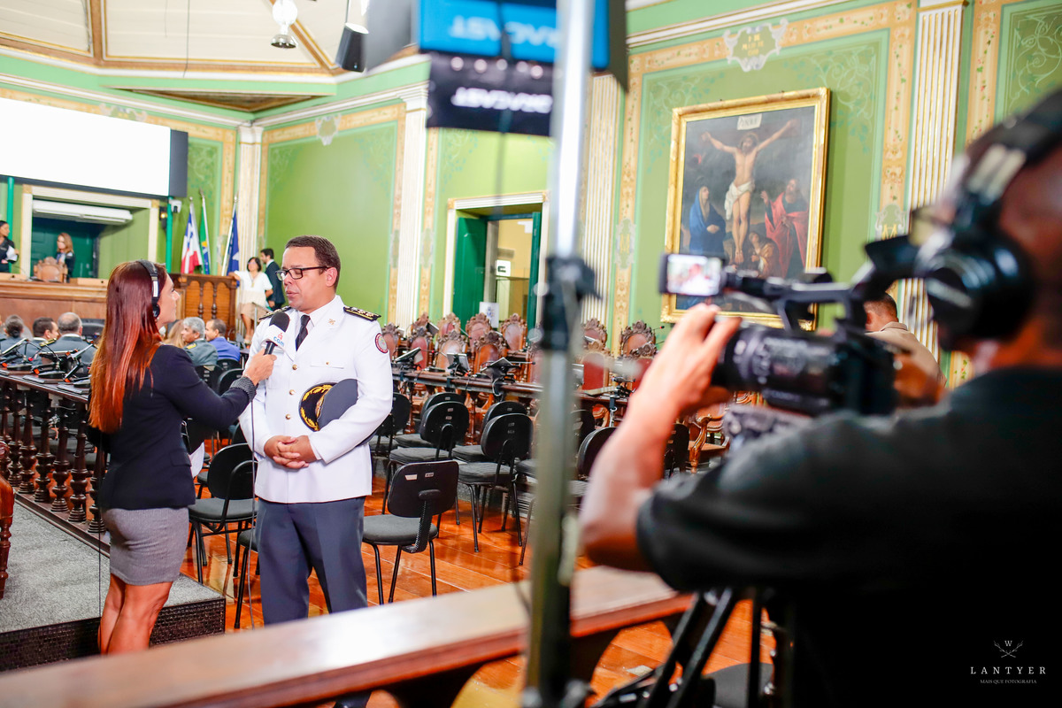 Tenente Coronel Manfredo recebe a Medalha Thomé de Souza em Salvador-Ba
Fotografo em Salvador
Fotógrafo Salvador
Onde casar em Salvador
Vereador de Salvador
Enchentes no sul da Bahia
Waldyr Lantyer
Praia do Forte Bahia
Foto da Hora Praia do Forte