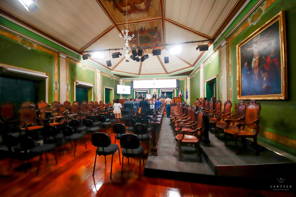 Tenente Coronel Manfredo recebe a Medalha Thomé de Souza em Salvador-Ba
Fotografo em Salvador
Fotógrafo Salvador
Onde casar em Salvador
Vereador de Salvador
Enchentes no sul da Bahia
Waldyr Lantyer
Praia do Forte Bahia
Foto da Hora Praia do Forte