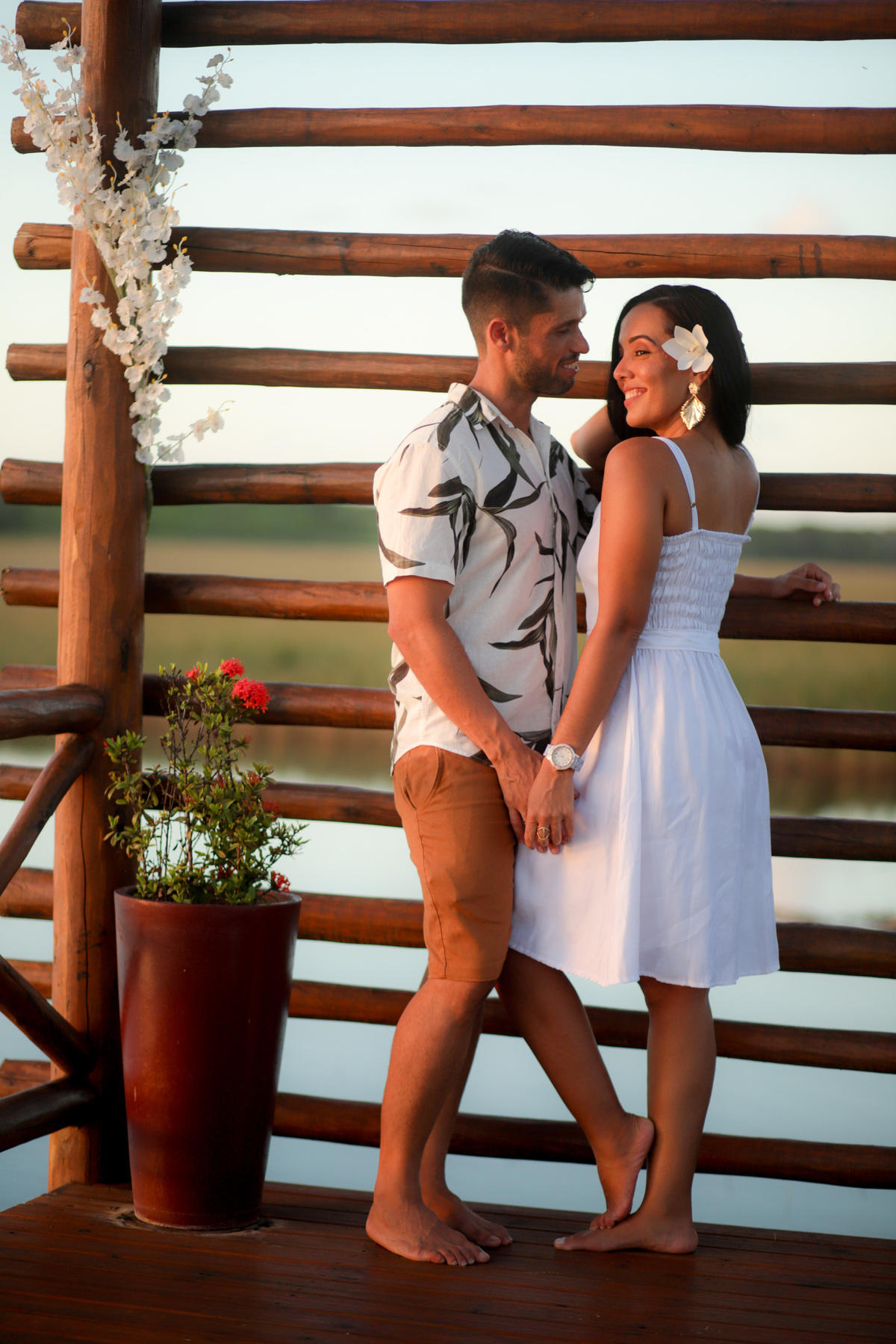 Com suas praias paradisíacas e cenários deslumbrantes, Salvador e Praia do Forte são destinos perfeitos para um casamento na praia. Como fotógrafo especializado em casamentos nesses locais, estou aqui para transformar seus momentos mais preciosos em memór