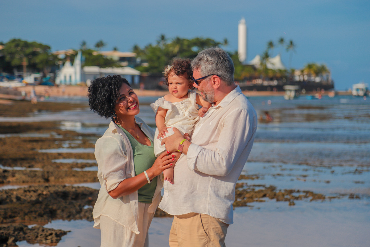 O que fazer em Praia do Forte? Que tal um ensaio profissional com sua família? Viva essa experiência e guarde cada detalhe para sempre. IBEROSTAR PRAIA DO FORTE BAHIA, FOTÓGRAFO, CASAMENTO, WEDDING DAY