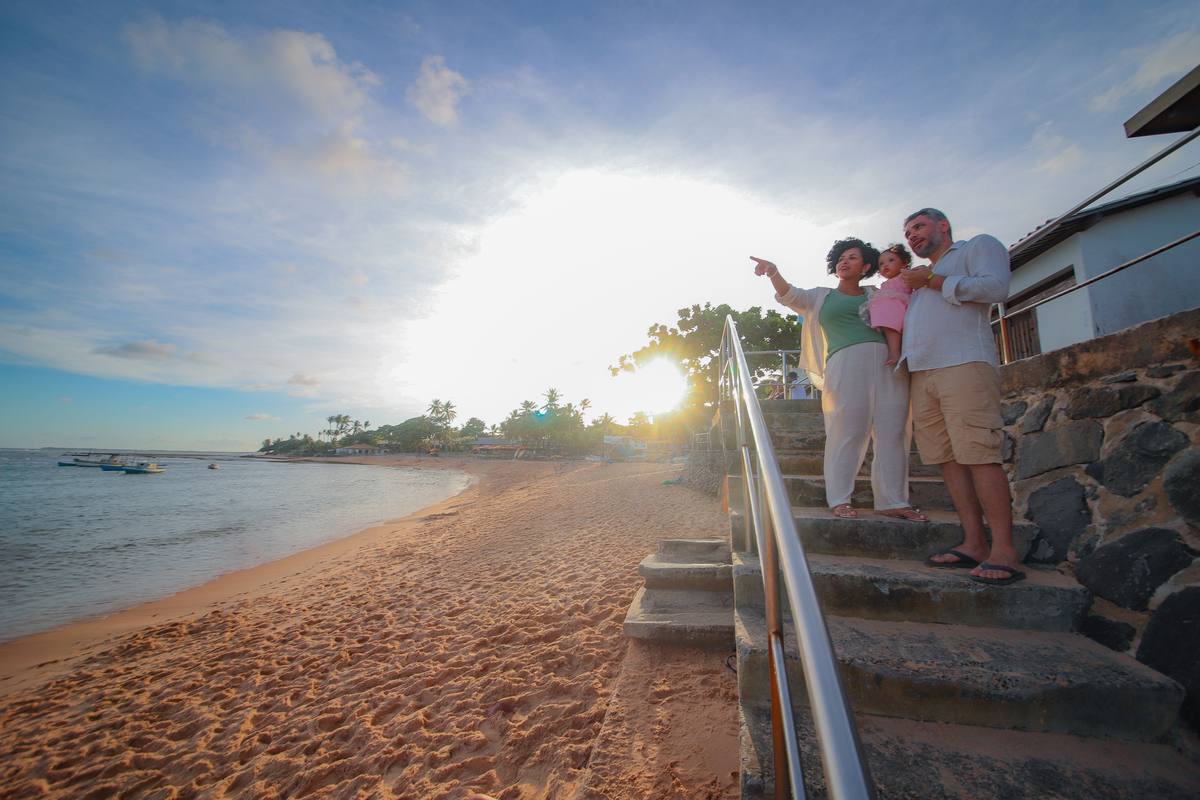 Momentos especiais merecem ser registrados. Faça um ensaio fotográfico em Praia do Forte e eternize sua viagem com emoção e beleza. IBEROSTAR PRAIA DO FORTE BAHIA, FOTÓGRAFO, CASAMENTO, WEDDING DAY