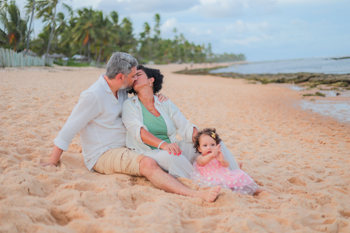 Aproveite sua estadia em Praia do Forte para fazer fotos profissionais com sua família, amigos ou amor. Um presente que o tempo não apaga. IBEROSTAR PRAIA DO FORTE BAHIA, FOTÓGRAFO, CASAMENTO, WEDDING DAY