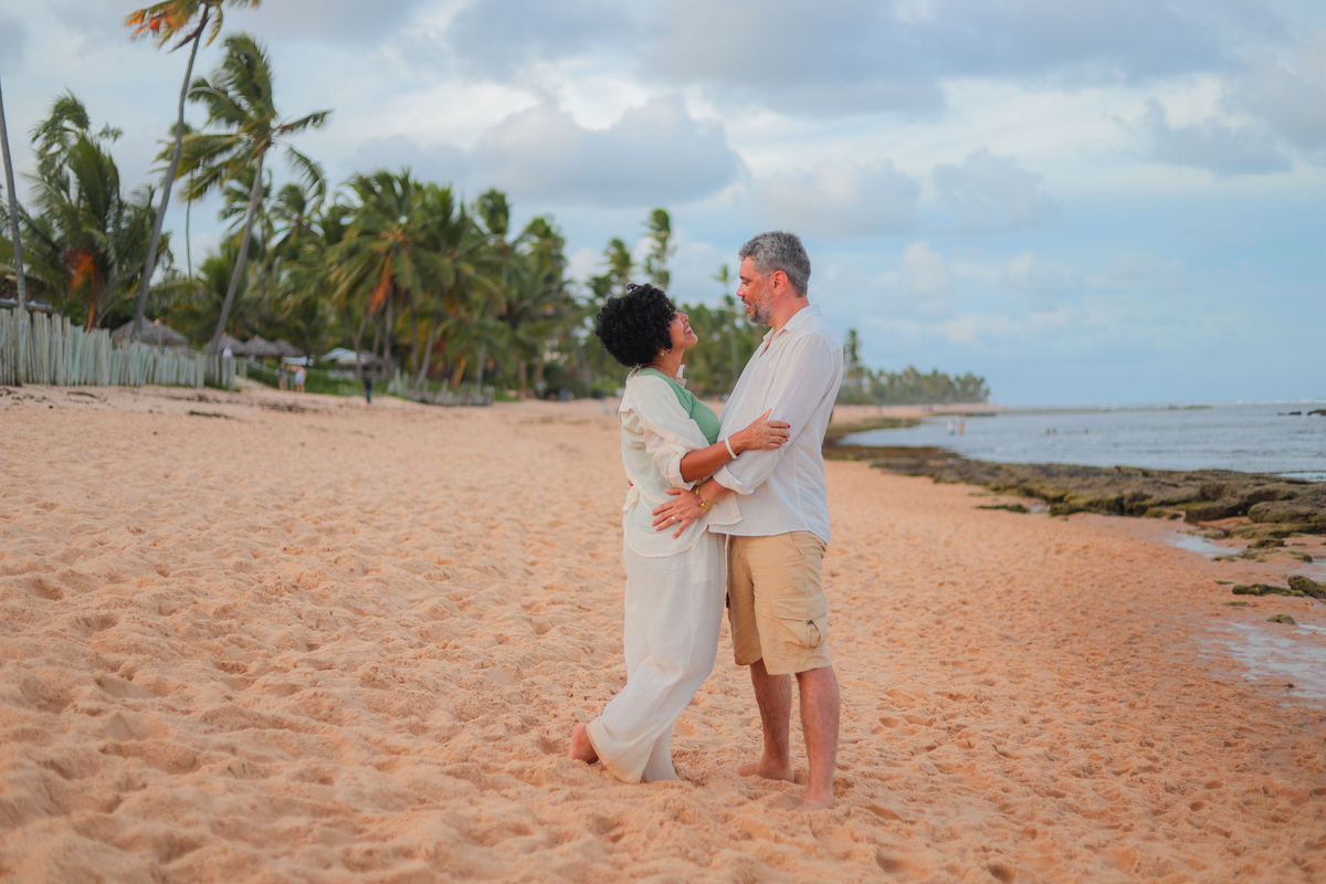 Aproveite sua estadia em Praia do Forte para fazer fotos profissionais com sua família, amigos ou amor. Um presente que o tempo não apaga. IBEROSTAR PRAIA DO FORTE BAHIA, FOTÓGRAFO, CASAMENTO, WEDDING DAY