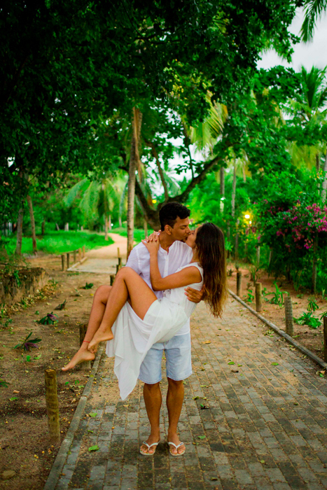 Namorados em Praia do Forte Bahia 
Fotógrafo de casamento na Bahia, Ensaio Pré Casamento em Praia do Forte Bahia - Casamento Bahia