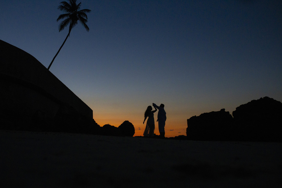 Eles foram fotografados em Morro de São Paulo, Bahia, um local muito especial, que eles amam e guardam no coração. <3 Pré-Casamento Morro de São Paulo Bahia
Casamento na Bahia-Casamento na Praia