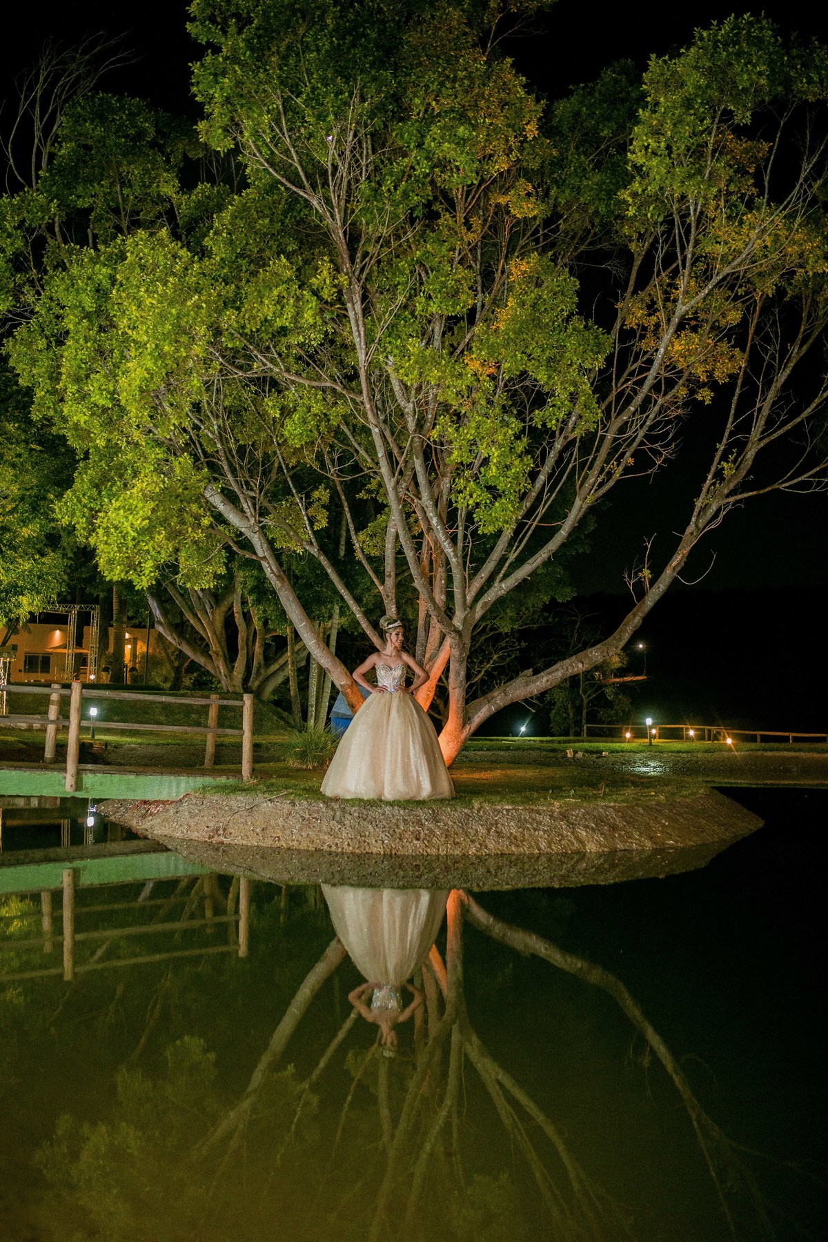 Ensaio fotográfico em Brasília
Ensaio de 15 anos em Brasília
Debutante Catedral de Brasília
Meus 15 anos
Meus quinze anos
Book Fotográfico em Brasilia
Book Fotográfico na lancha
Passeio de lancha em Brasília
Waldyr Lantyer Fotografia
Noite de debutante