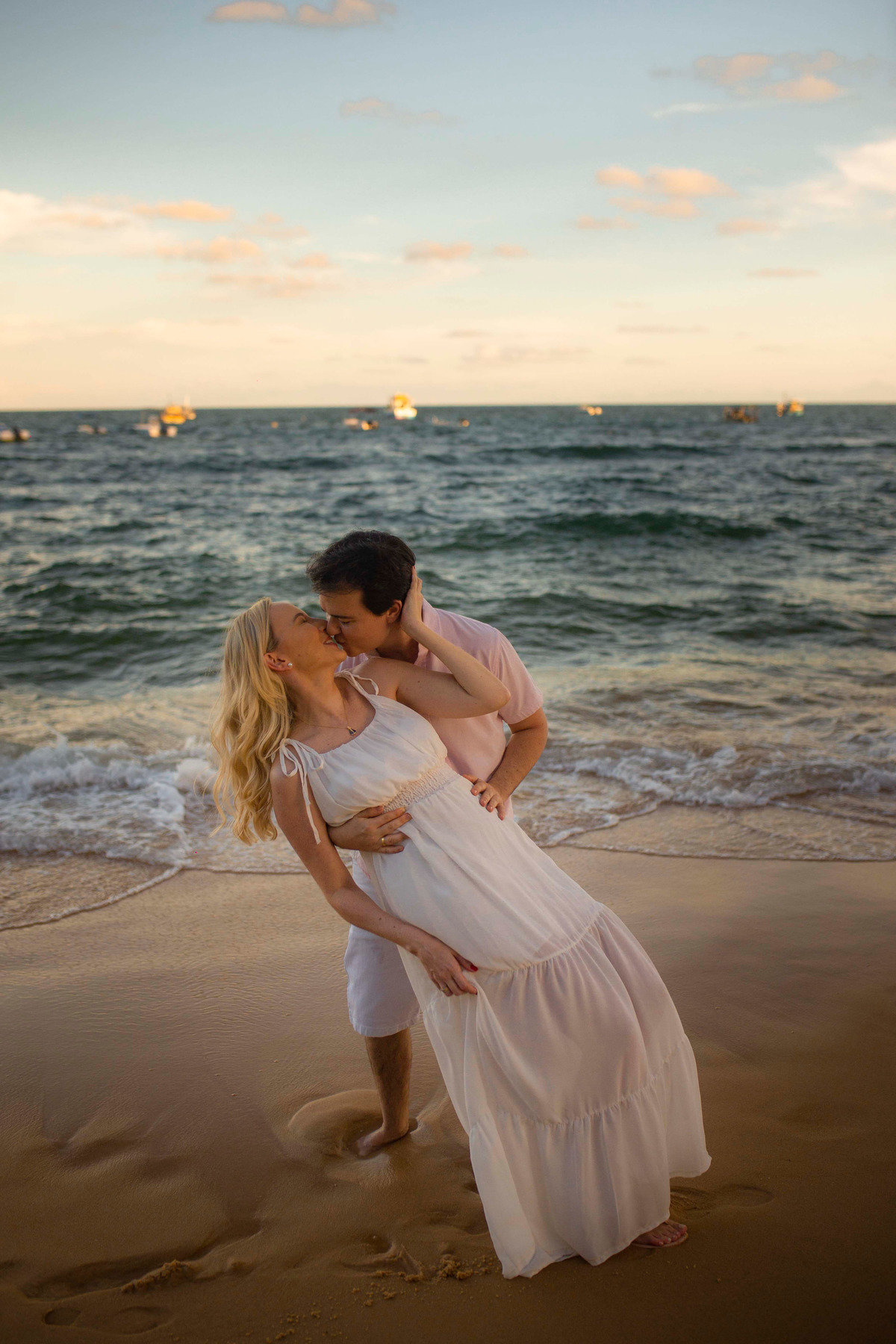 Pré-Casamento em Praia do Forte-Ba, Casamento em Imbassaí-Ba, Waldyr Lantyer Fotografia. Porto do Sauipe. Ensaio Fotográfico. Foto da Hora Praia do Forte. Casar na Bahia. Casamento 2021, Casamento 2022. Casar na Praia. Casar na Bahia. Iberostar Bahia