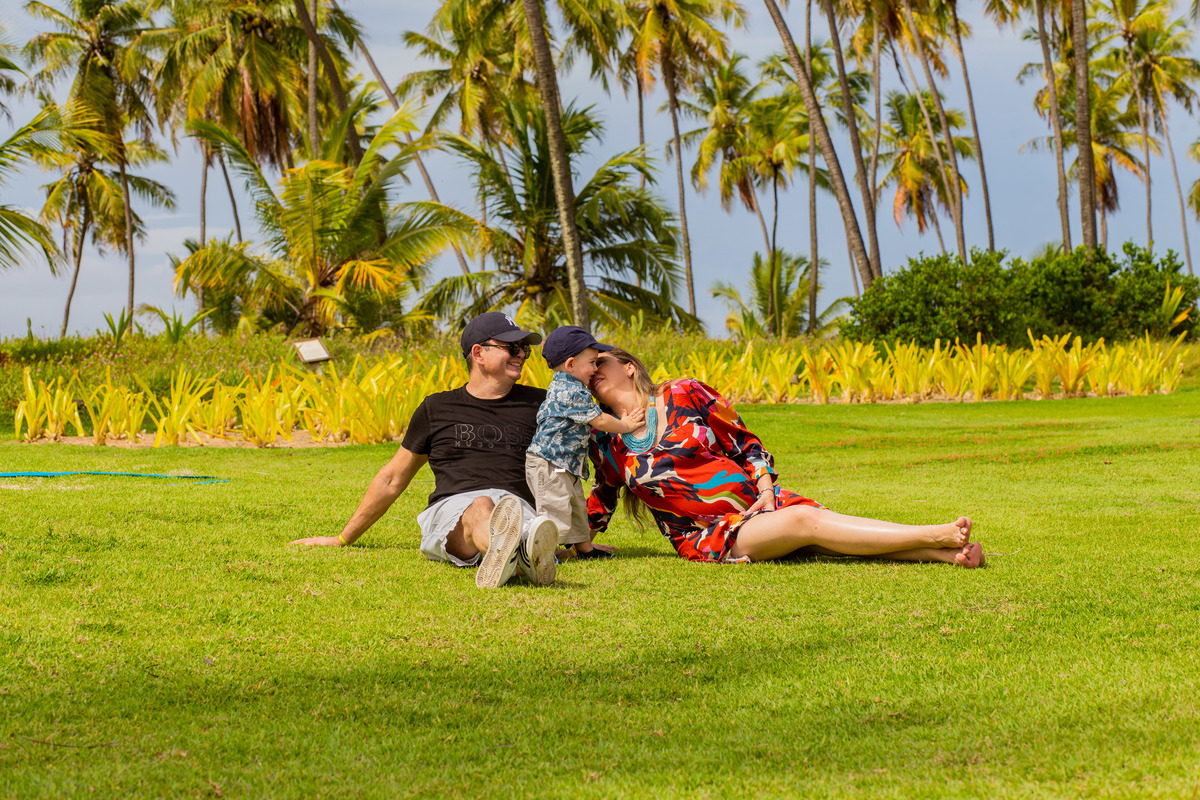 Ensaio Realizado em Iberostar Selection Praia do Forte, Mãe de Menino, Waldyr Lantyer, Waldyr José Andrade Lantyer, Waldyr Lantyer Fotografia, Praia do Forte Bahia, Casamento 2022, Casamento, Wedding. Luxo de Festa, Gestação, Maternidade, Amor. Família, 