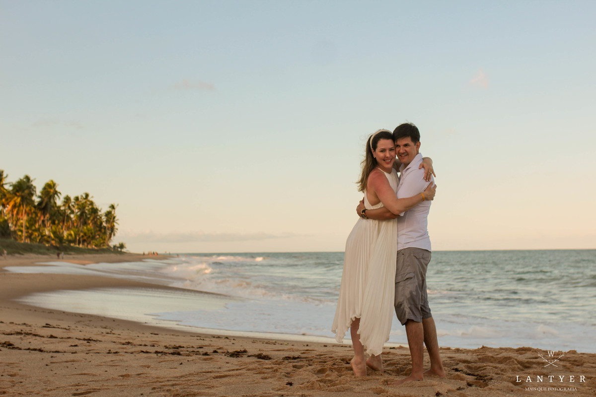 Renovação de Votos, Ensaio de Família em Praia do Forte-Ba. Viagem em Família. Viajar para Bahia. Vídeo da família. Fotografar em Praia do Forte. Waldyr Lantyer Fotografia. Iberostar Bahia Praia do Forte. Por do Sol em Família.