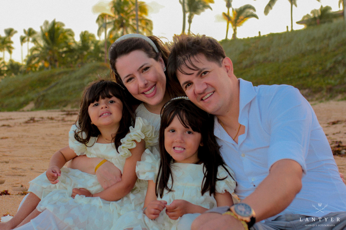 Renovação de Votos, Ensaio de Família em Praia do Forte-Ba. Viagem em Família. Viajar para Bahia. Vídeo da família. Fotografar em Praia do Forte. Waldyr Lantyer Fotografia. Iberostar Bahia Praia do Forte. Por do Sol em Família.