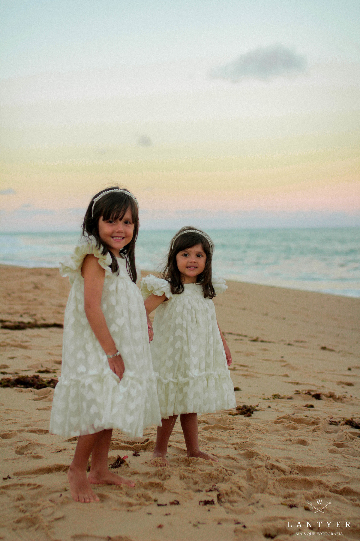 Renovação de Votos, Ensaio de Família em Praia do Forte-Ba. Viagem em Família. Viajar para Bahia. Vídeo da família. Fotografar em Praia do Forte. Waldyr Lantyer Fotografia. Iberostar Bahia Praia do Forte. Por do Sol em Família.
