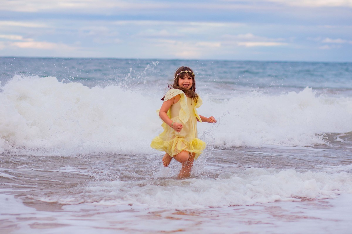 Ensaio de Familia em Praia do Forte-Ba. Fotografos em Salvador. Fotografo em Praia do Forte Ba. Fotografo no Pelourinho. Iberostar Bahia. Fotografia de familia. Amor. Paixao. Mes da Mulher. Waldyr Lantyer Fotografia Ensaio Feminino