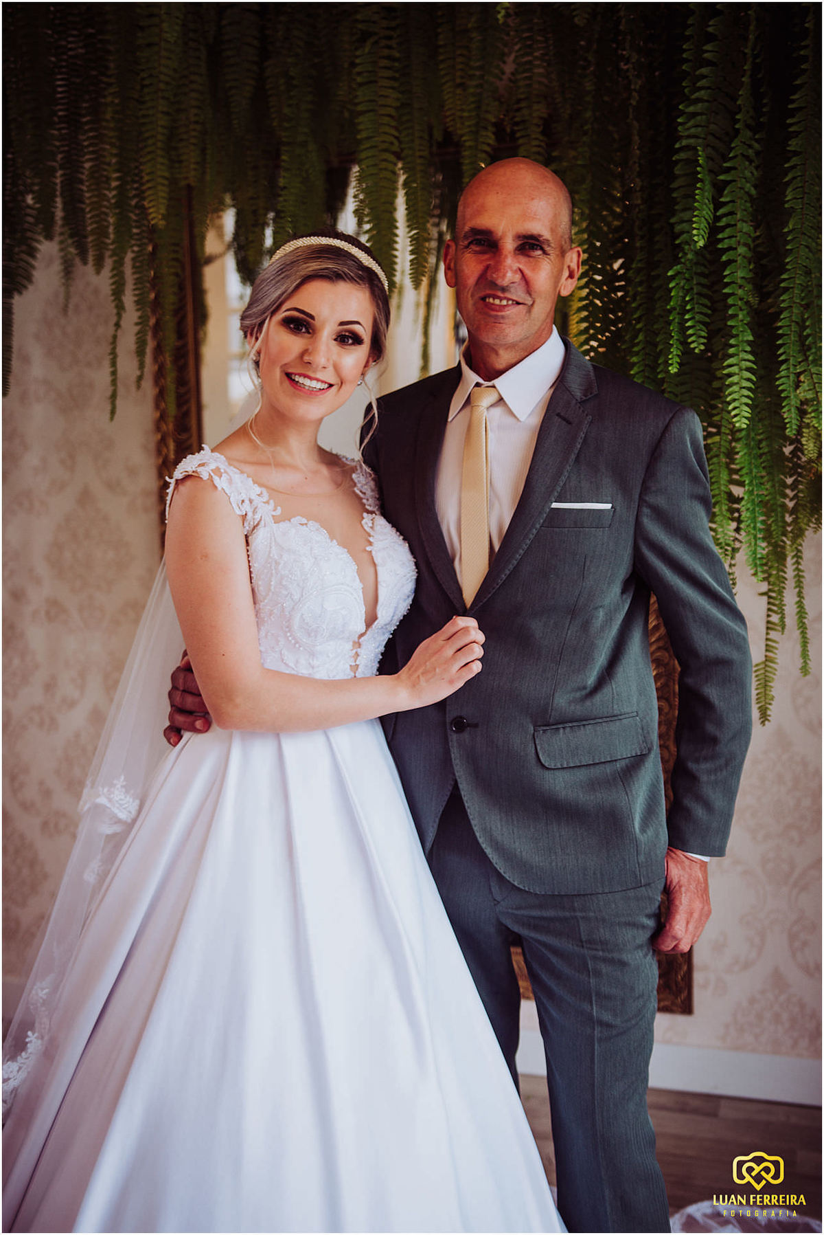 foto da noiva com seu pai