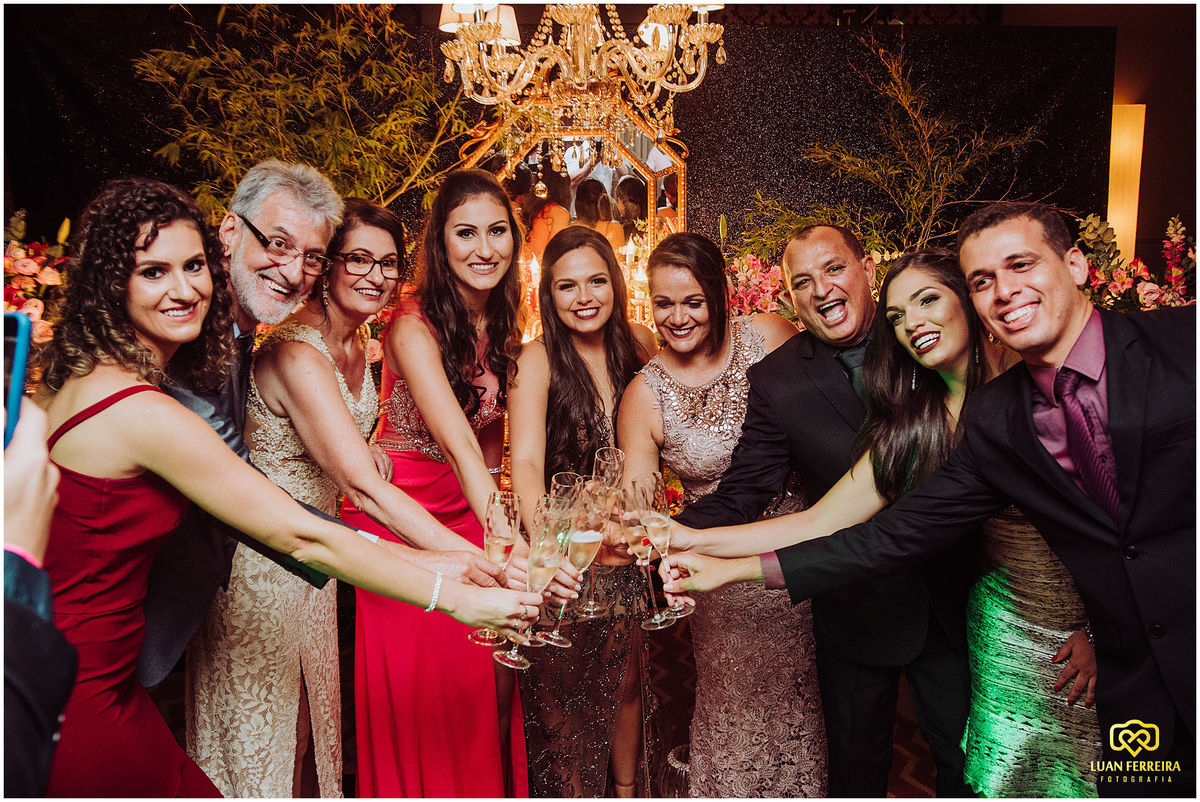 brinde das formandas com a familia na casa do doce em tubarão santa catarina