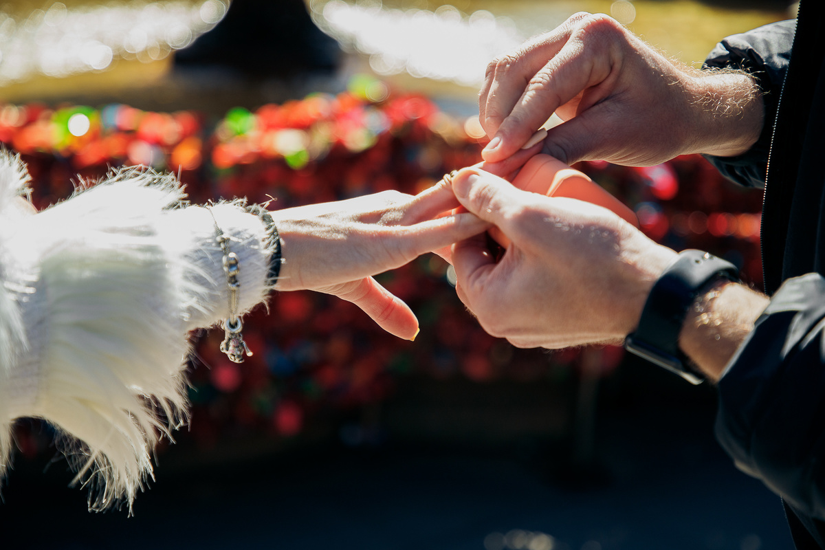 pedido de noivado casamento surpresa fonte amor eterno gramado fotografo fotos barato filmagem
