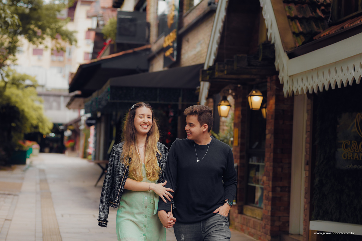 fotografo promocional gramado ensaio fotos prime gourmet gestante hotel barato centro fonte do amor pedido de casamento surpresa violino violinista saxofonista