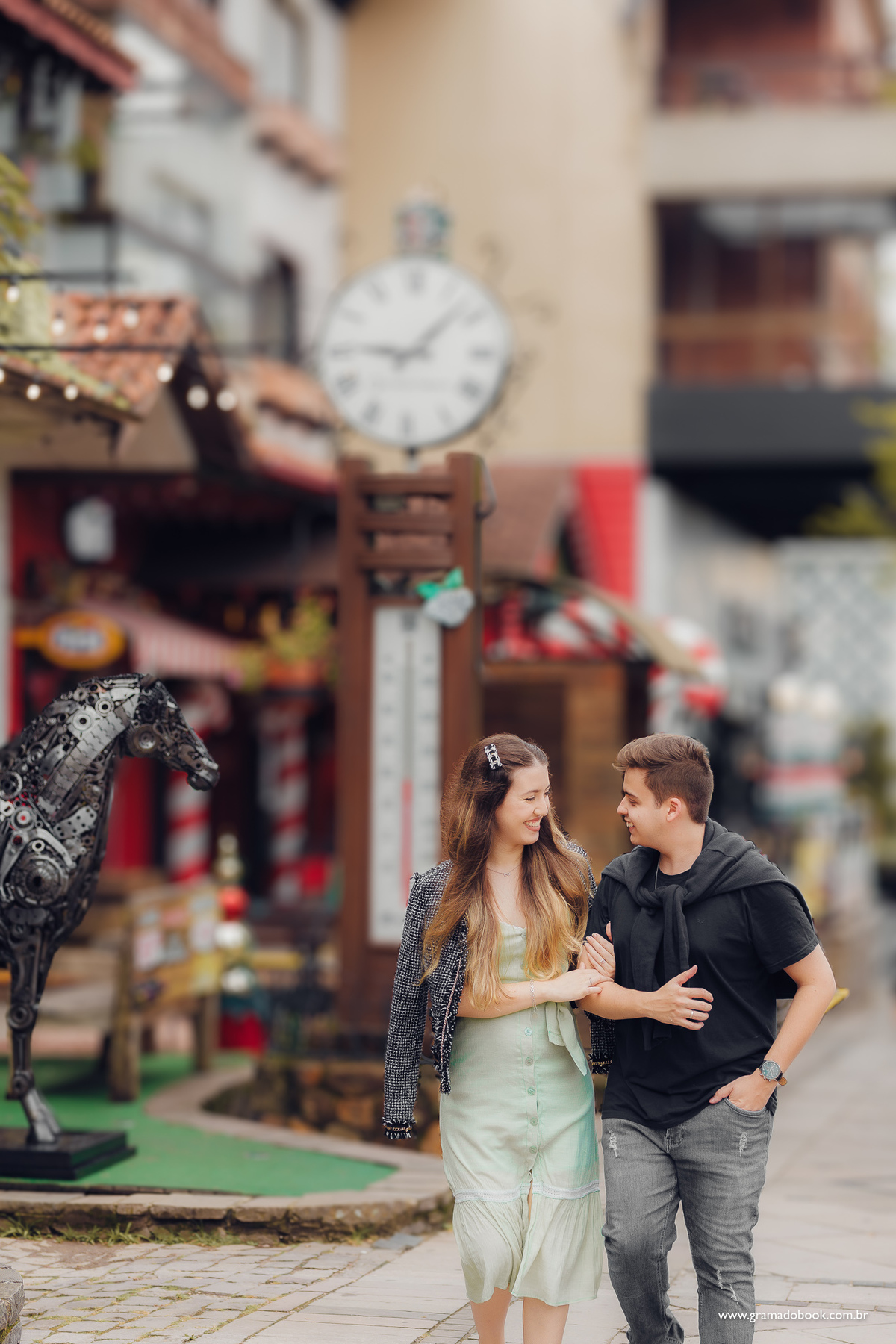 fotografo promocional gramado ensaio fotos prime gourmet gestante hotel barato centro fonte do amor pedido de casamento surpresa violino violinista saxofonista