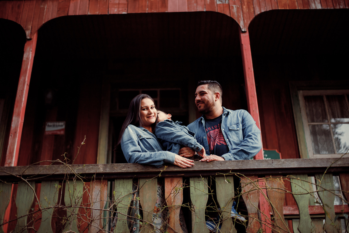 ensaio book em familia em gramado fotografo profissional fotos em gramado tour casal passeio gramadobook