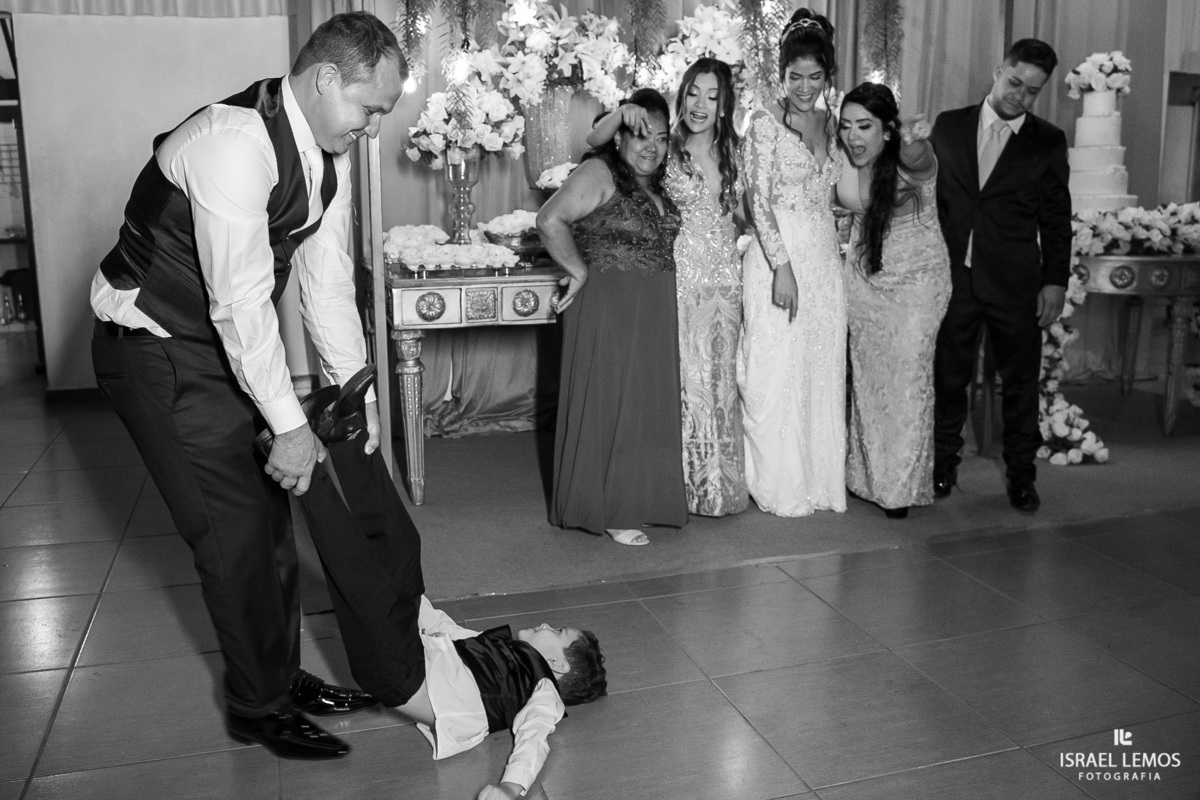 recepção no varandão em pitangui com o fotografo de casamento da cidade de pintalgai israel lemos