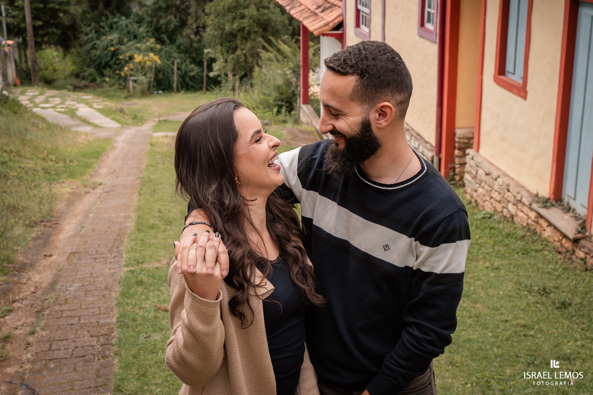 Fotografo de casamento da cidade de Itauna faz ensaio pre casamento em lavras e as fotos ficam perfeitas