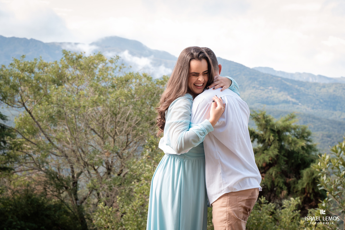 Fotografo de casamento da cidade de Itauna faz ensaio pre casamento em lavras e as fotos ficam perfeitas