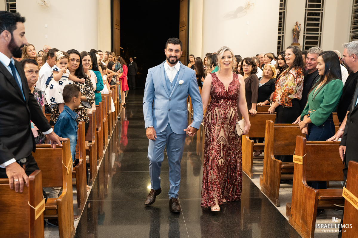 casamento na igreja de sao Pedro em para de minas