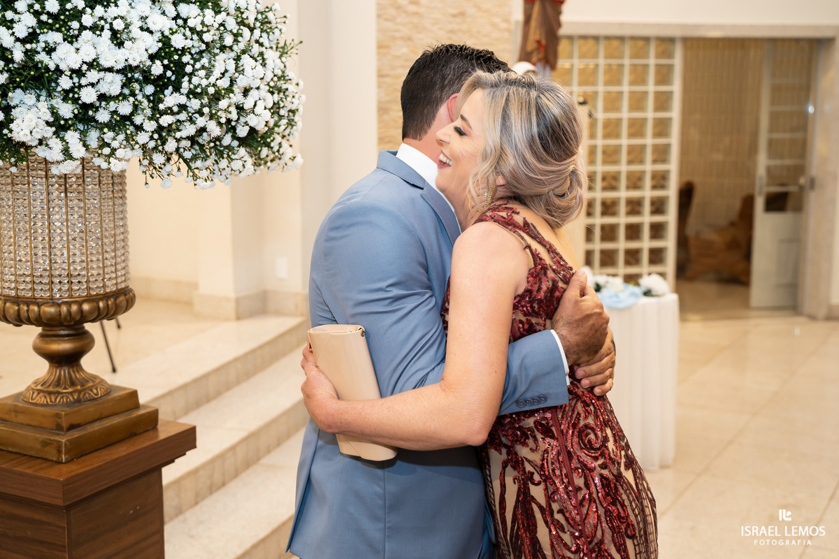 casamento na igreja de sao Pedro em para de minas