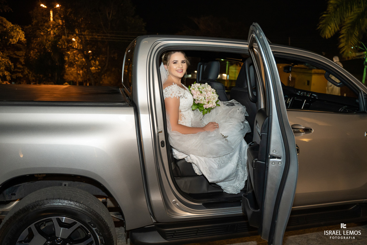 casamento na igreja de sao Pedro em para de minas