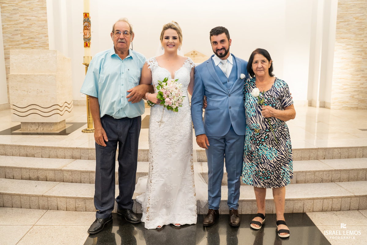 casamento na igreja de sao Pedro em para de minas