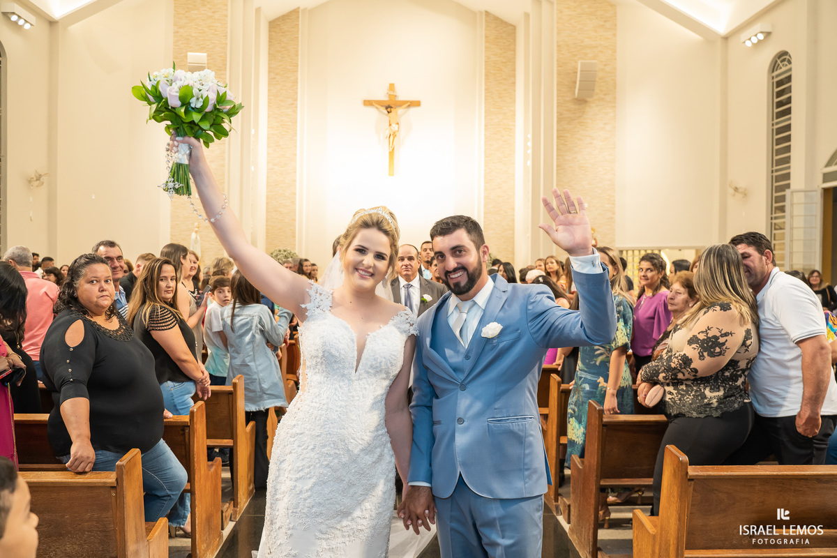 casamento na igreja de sao Pedro em para de minas