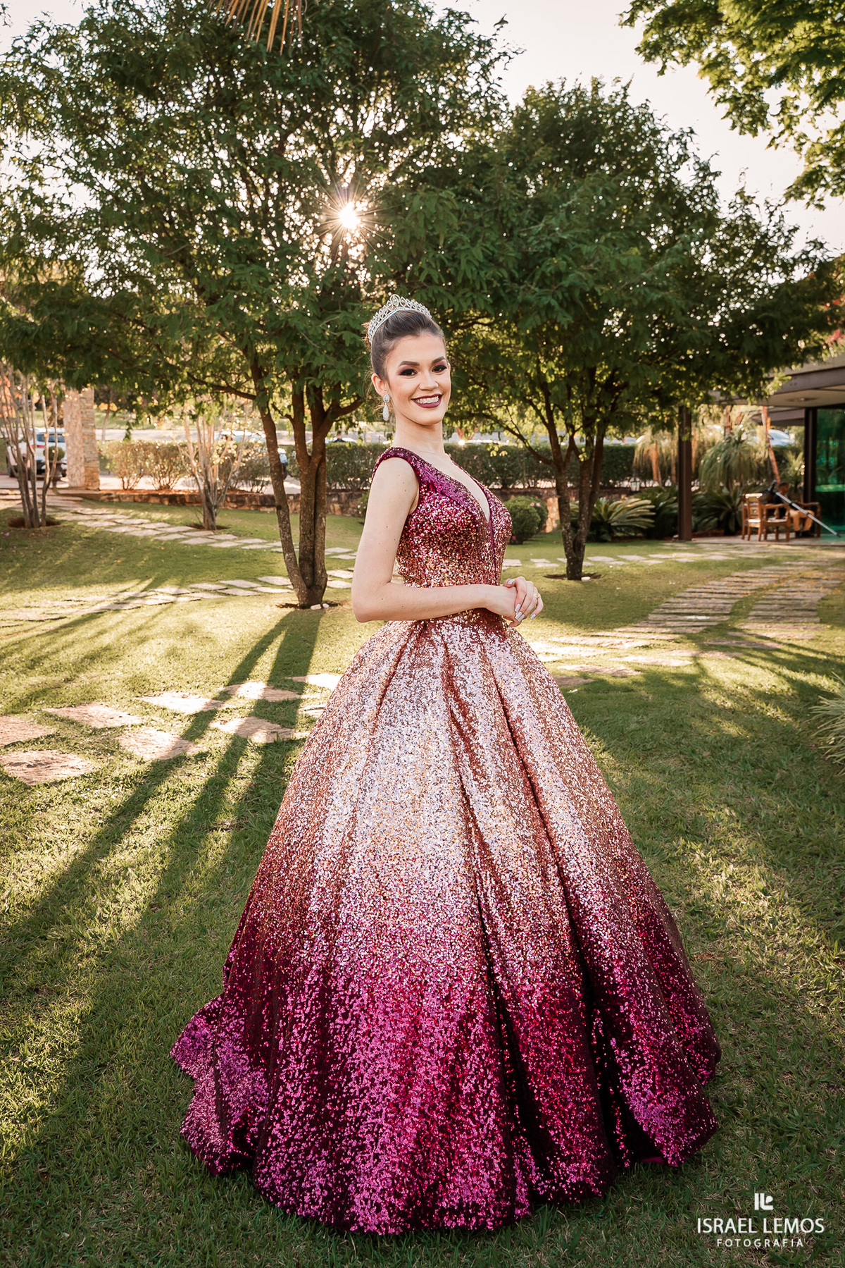Fotografia de debutante na cidade de contagemFotografia de debutante na cidade de contagem