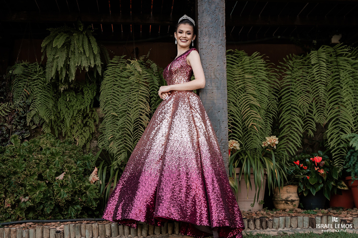 Fotografia de debutante na cidade de contagem