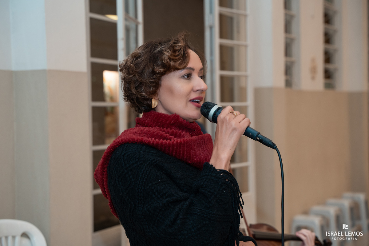 Musica em para de minas Rosi Araujo 