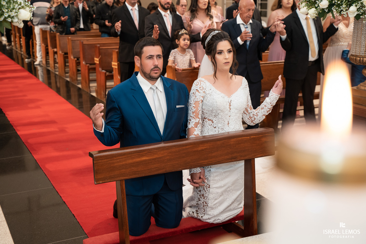 Casamento na igreja de sao Pedro em para de minas por fotografo israel lemos de para de minasCasamento na igreja de sao Pedro em para de minas por fotografo israel lemos de para de minas