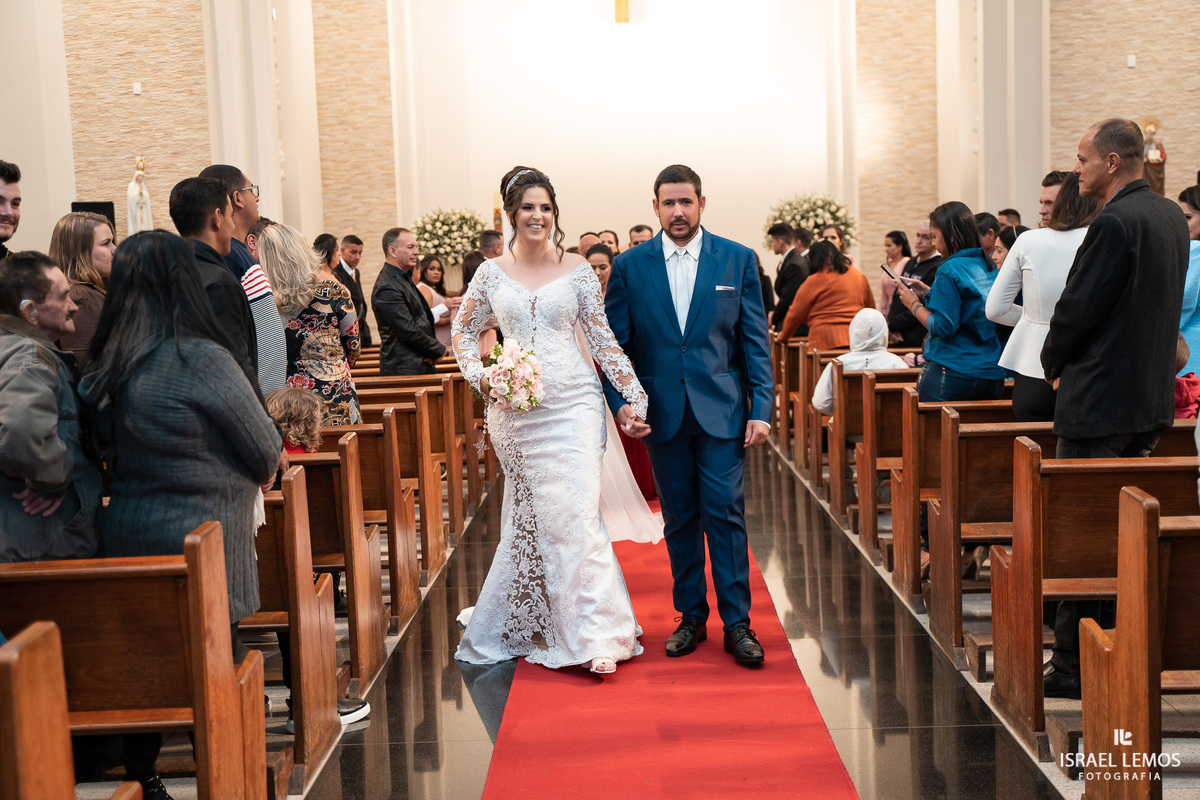 Casamento na igreja de sao Pedro em para de minas por fotografo israel lemos de para de minas
