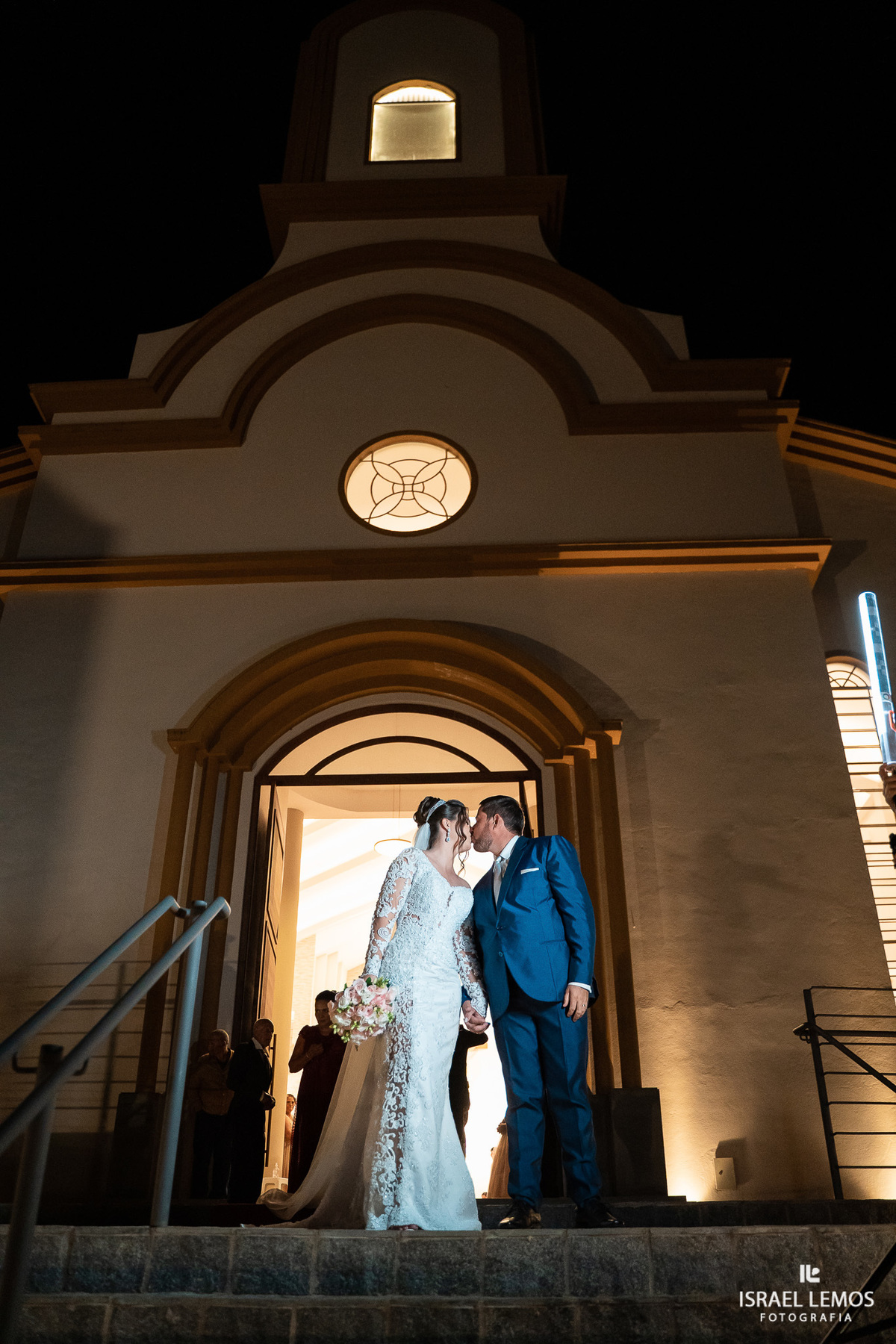 Casamento na igreja de sao Pedro em para de minas por fotografo israel lemos de para de minas