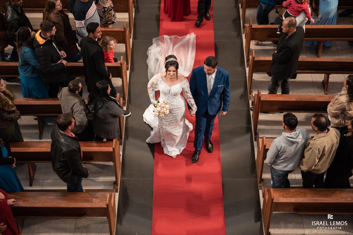 vCasamento na igreja de sao Pedro em para de minas por fotografo israel lemos de para de minas