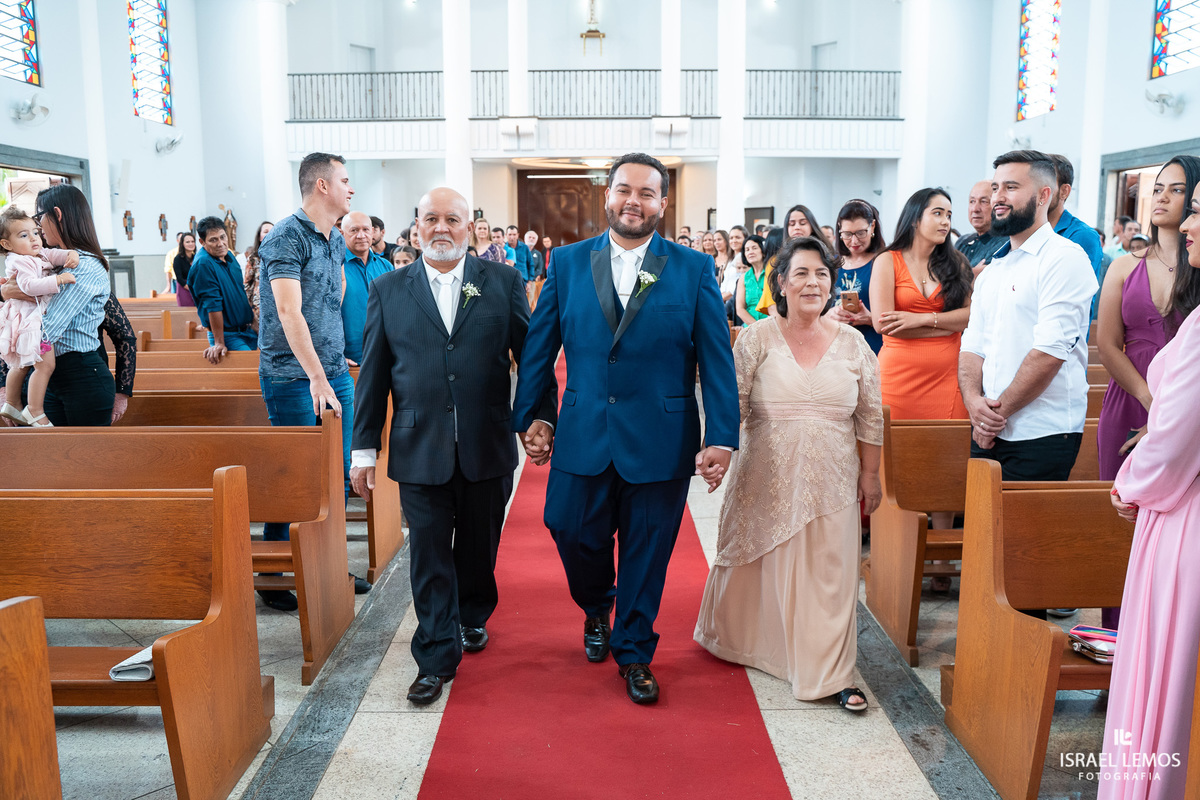 como achar um fotografo com preco justo em para de minas