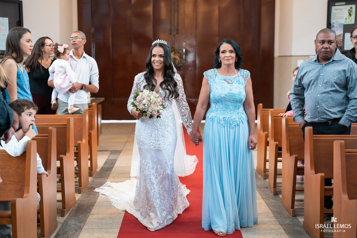 como achar um fotografo com preco justo em para de minas