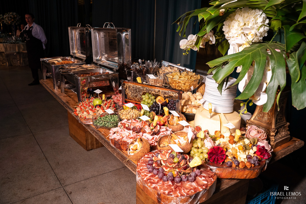 recepção do casamento em pitangui no buffet teixeira