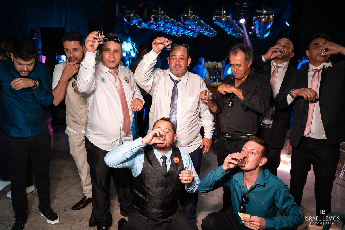 recepção do casamento em pitangui no buffet teixeira